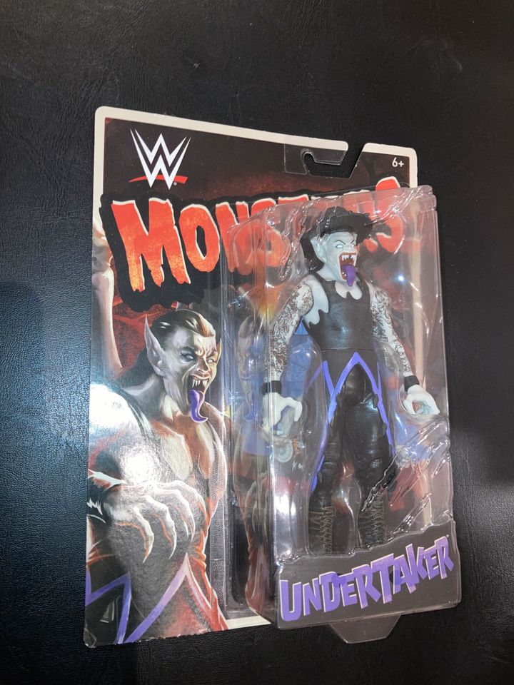 WWE WWF Monsters Undertaker Actionfigur Wrestling  Mattel in Empfingen