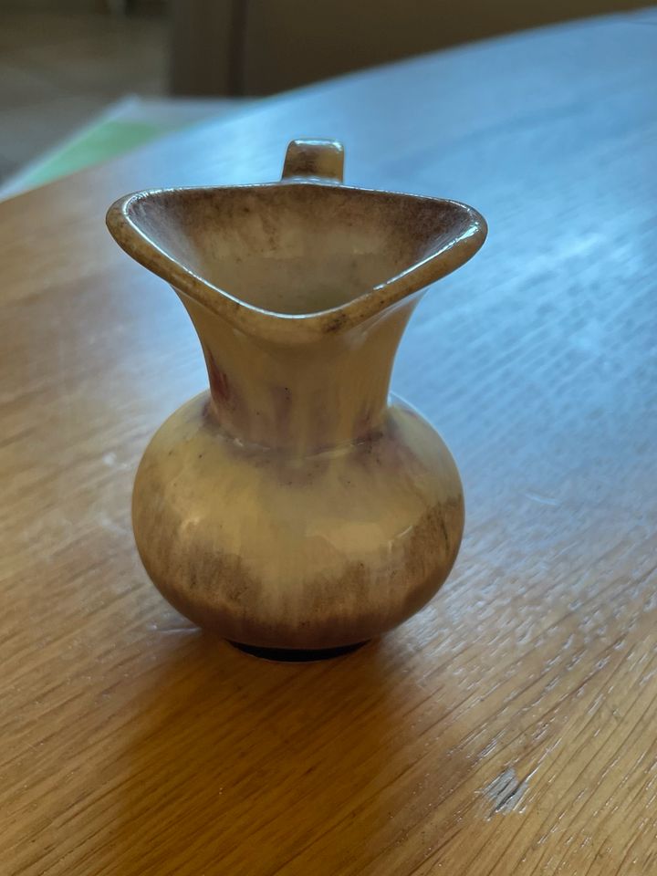 Kleine Keramik Vase in Berlin