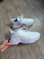 Puma Sneaker Turnschuhe 38,5 creme weiß soft Foam Niedersachsen - Weyhe Vorschau