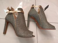 gold-silberne High Heels, Gr. 40, Michael Kors, neu  Absatzhöhe Baden-Württemberg - Villingen-Schwenningen Vorschau