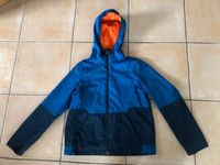 dünne Regenjacke in blau von Quechua**143-152 cm Brandenburg - Teltow Vorschau