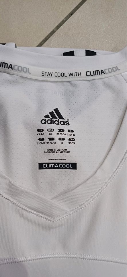 Damen Sport T-Shirt climacool Gr. XS 30-32 von adidas in Wiehl