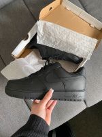 Schwarze Sneaker Niedersachsen - Stadthagen Vorschau