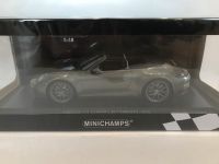 MINICHAMPS Porsche 911 Carrera 4S Cabrio 2019 grün 1:18 155067337 Rheinland-Pfalz - Ochtendung Vorschau