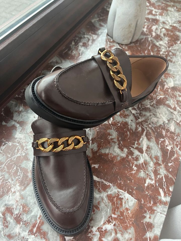 Loafer Damen Schuhe in Andernach