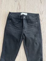 Schwarze Jeans Legging von Abercrombie & Fitch, Used-Look, 26 Rheinland-Pfalz - Nieder-Olm Vorschau