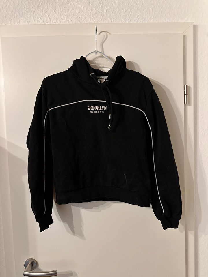 H&M Hoodie „Brooklyn“ Größe S in Nieder-Hilbersheim