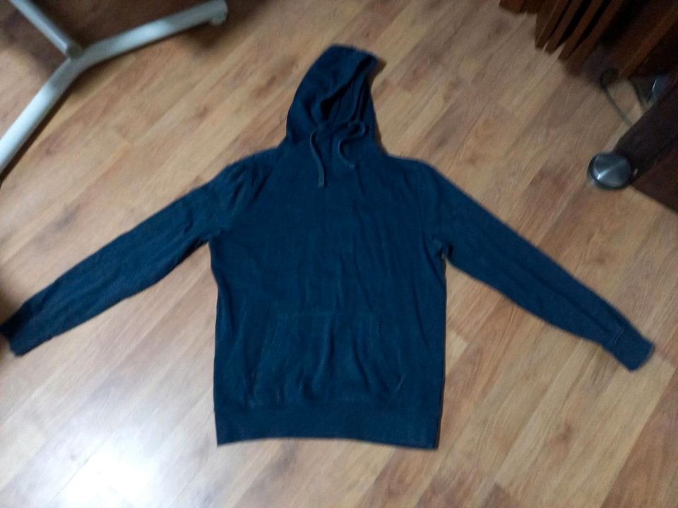 Kapuzen-Sweatshirt Hoodie Größe L von C&A in Oetzen