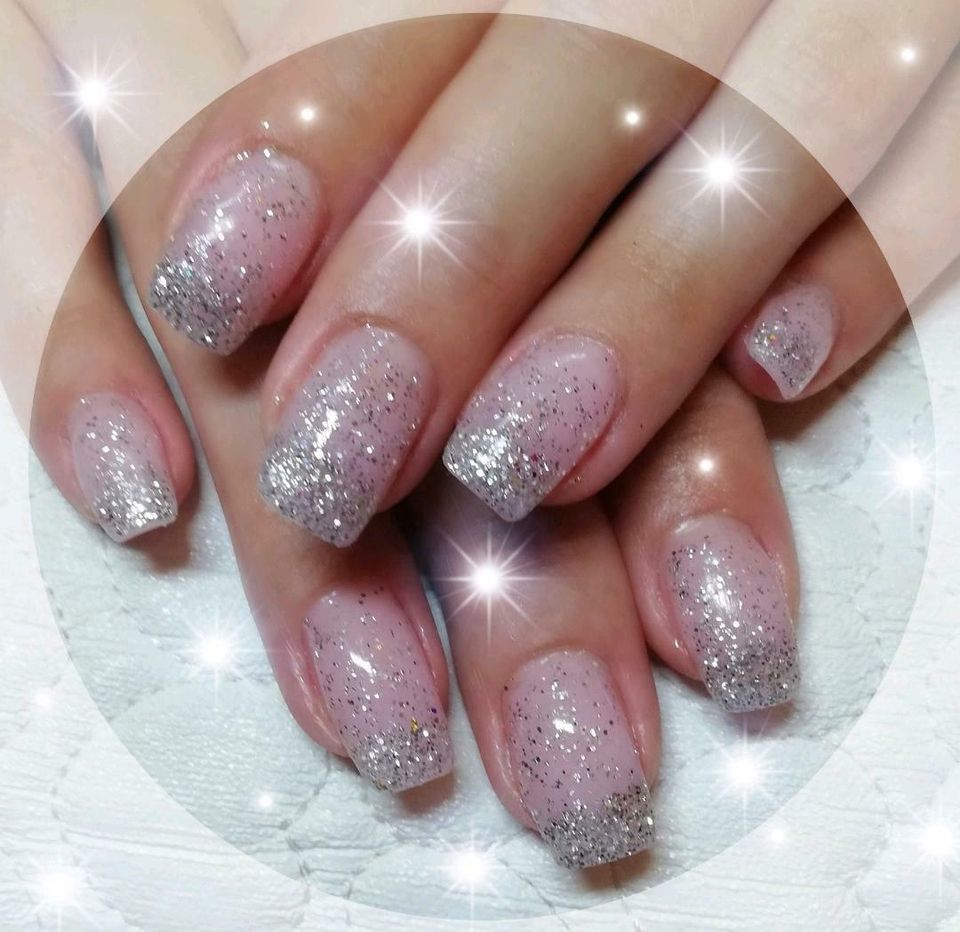 Nagelstudio Neumodellage Gel Nailart Maniküre in Bergfeld