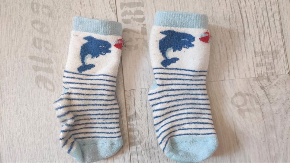 ABS Socken, Rossmann 6-12 Monate in Niedersachsen - Pattensen |  Babykleidung Größe 74 kaufen | eBay Kleinanzeigen ist jetzt Kleinanzeigen