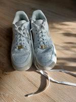 Nike Air Force One Sneaker in beige weiss Gr.38,5 Schleswig-Holstein - Wees Vorschau