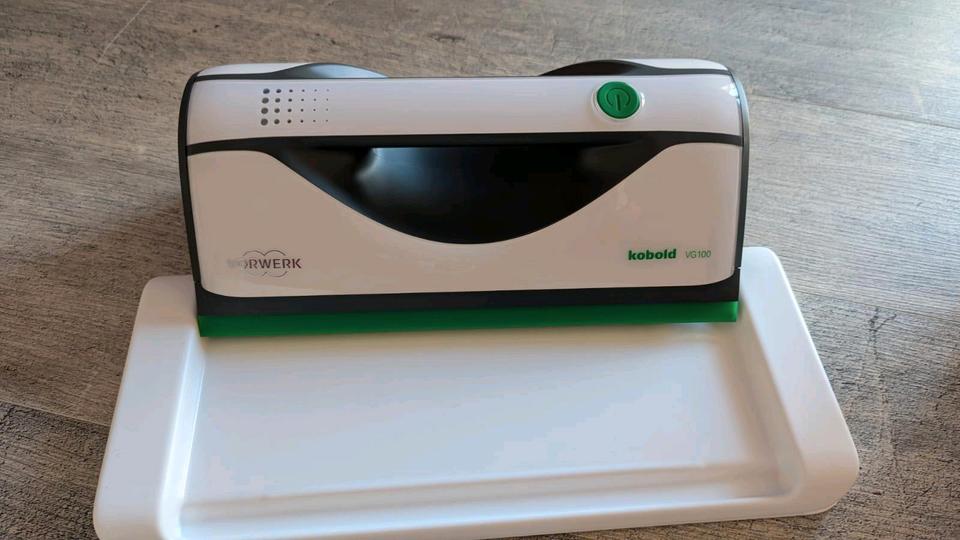 Vorwerk Kobold VG100+Ersatztank Fensterputzgerät neuwertig in Köln