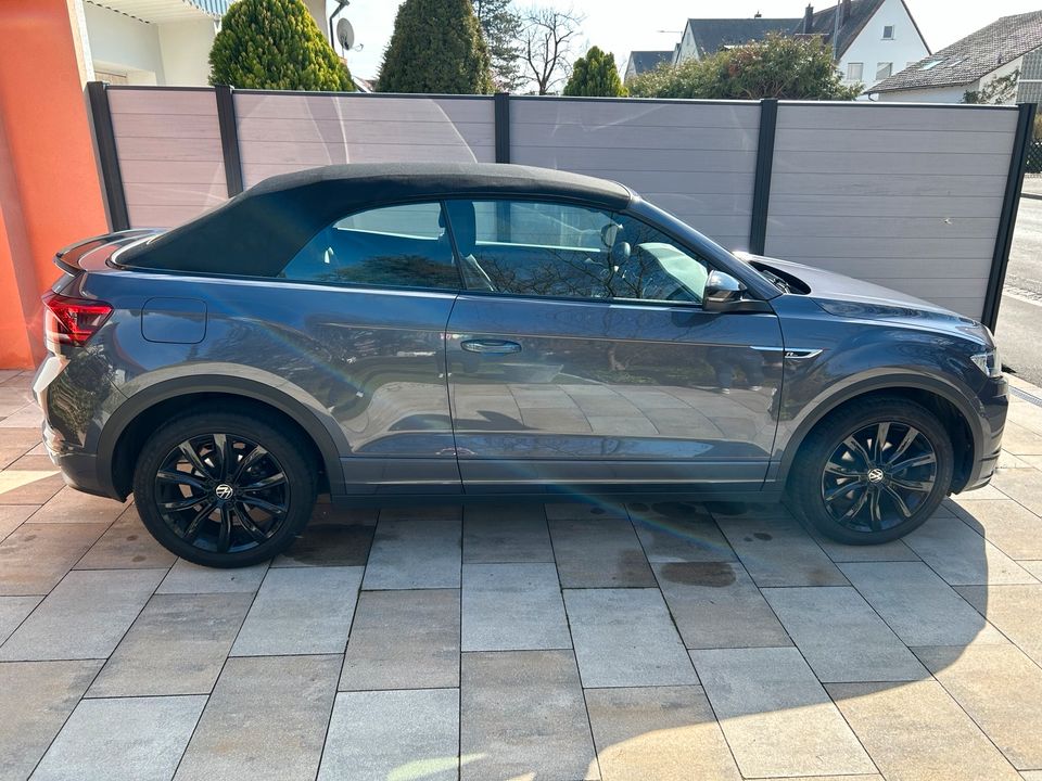 VW T-Roc Cabrio BlackStyle 1.5 TSI DSG R-Line, 8-fach bereift in Nürnberg (Mittelfr)