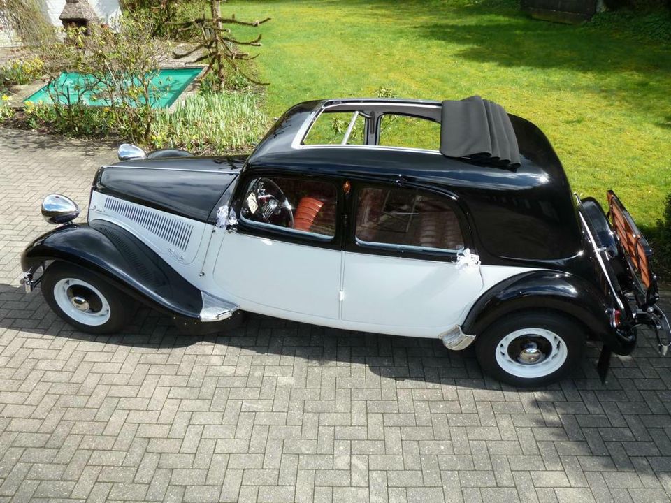 Oldtimer Citroen „Desirée“ 11CV als Brautauto Ihrer Hochzeit in Hagen