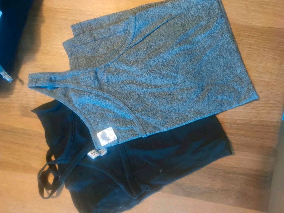 Kleiderpaket, Zara, h&m, Mavi Jeans, überwiegend Größe M in Frankfurt am Main