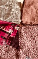 Schal grau, pink, rot, rosa neuwertig (Stückpreis) Bayern - Gefrees Vorschau