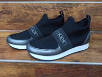 Calvin Klein Socks-Booties Slip-On 41 schwarz neuwertig Niedersachsen - Stade Vorschau