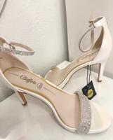 Neu Buffalo Damen Monroe Sandale mit Absatz Pearl White Gr. 38 Deggendorf - Mietraching Vorschau
