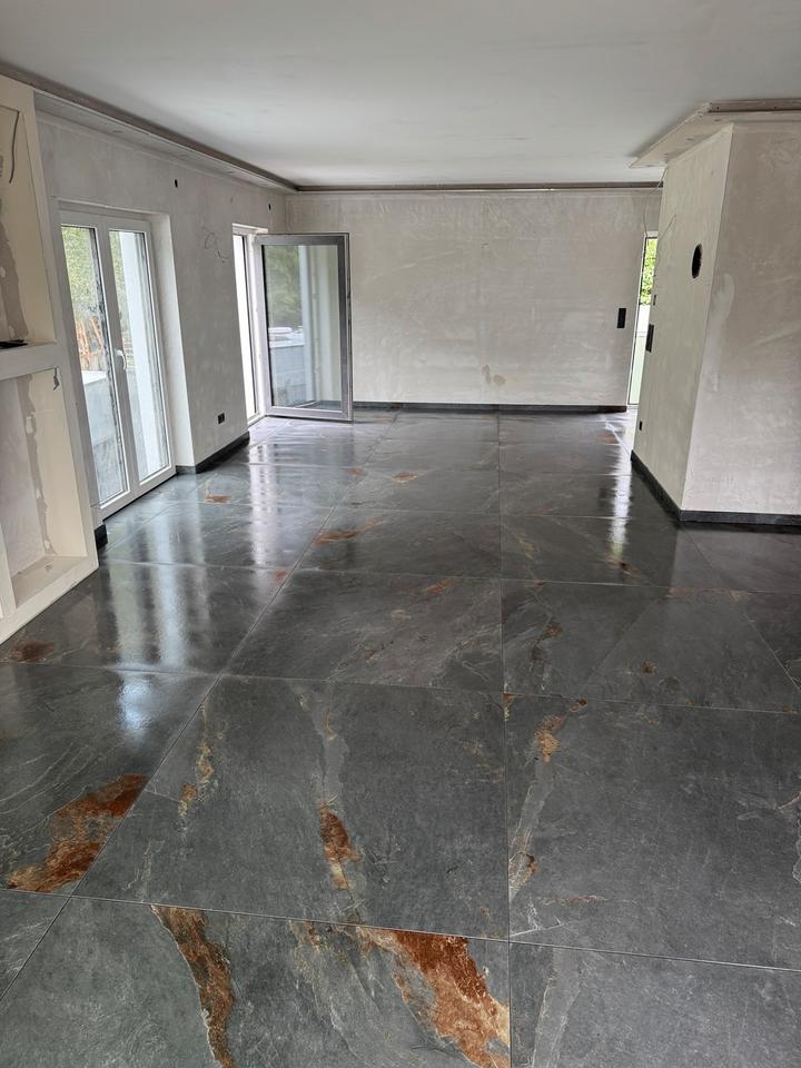 Fliesen Fliesenleger Umbau Renovieren Neubau Altbau Badezimmer in Bayreuth