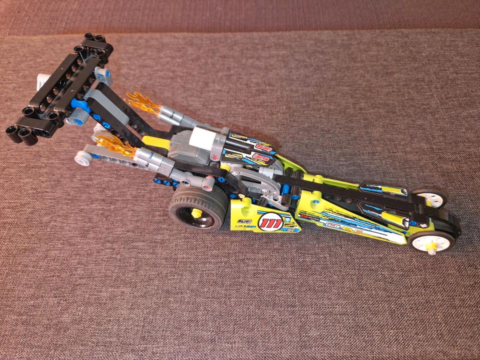 Lego Technic 42103 Pull-Back Top Fuel Dragster in Roßtal