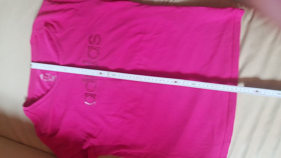 Gr 34/36  passt auch bei 38 pink Adidas T-Shirt Sportshirt in Markranstädt