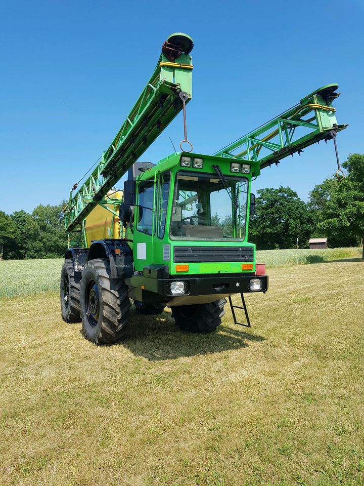 Dammann/Unimog U2100, Spritze und Düngerstreuer in Semlow