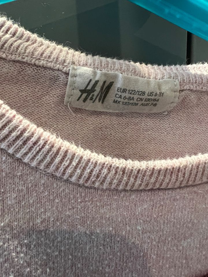 H&M Pullover Pailleten Herz in Bad Bramstedt