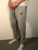 Graue Nike Tech Hose Nordrhein-Westfalen - Bornheim Vorschau