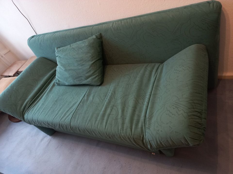 Liege Schlafsofa Bett mit Bettkasten-zum klappen in Berlin