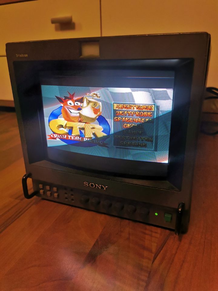 Sony Trinitron PVM-9041QM Röhrenmonitor in Mietingen