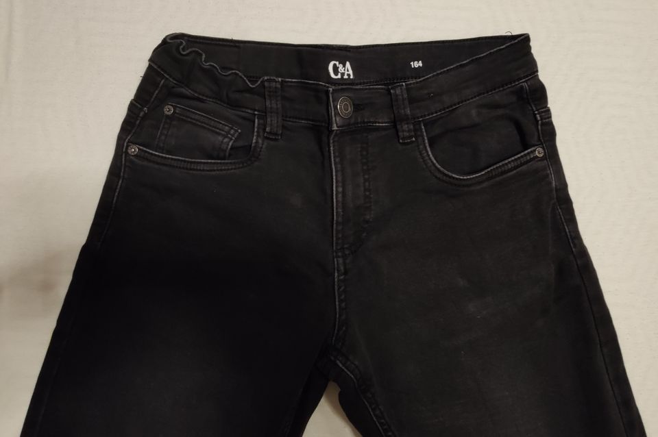 Jeans Hose Schwarz Stretch Gr. 164 in Hannover