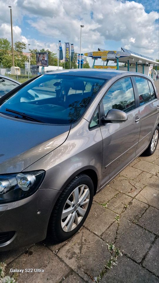 VW Golf plus in Merseburg