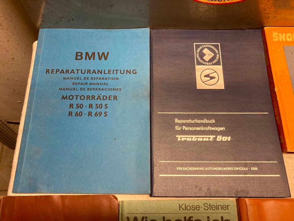 BMW, Trabant, VW iltis, Dacia... Handbücher O-T-H Oldtimer in Genthin