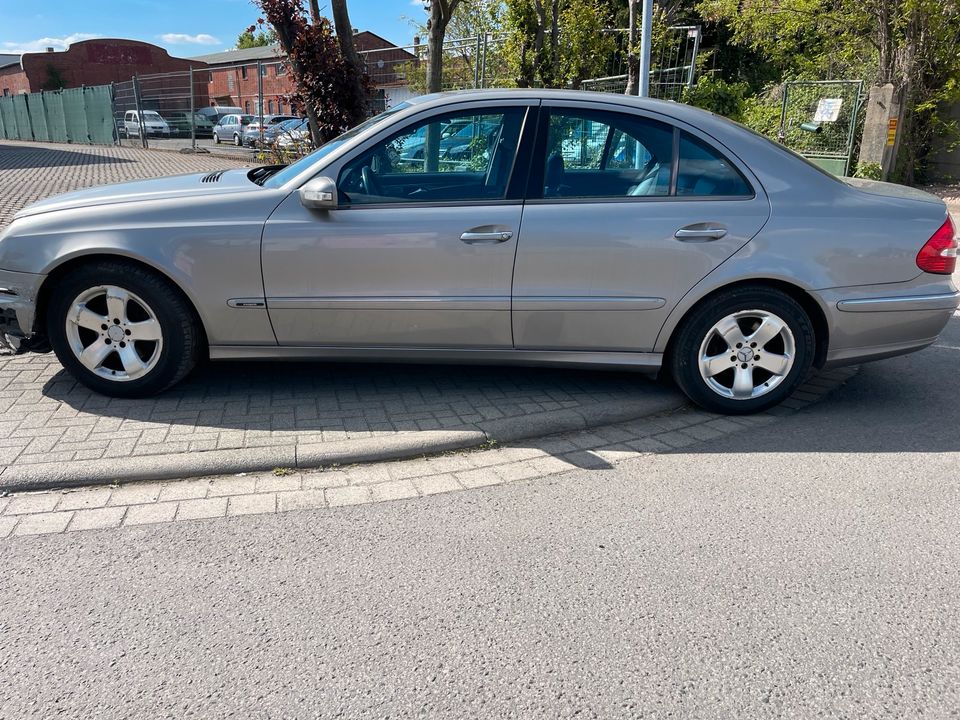 E Klasse 220 CDI Avantgarde in Hanau