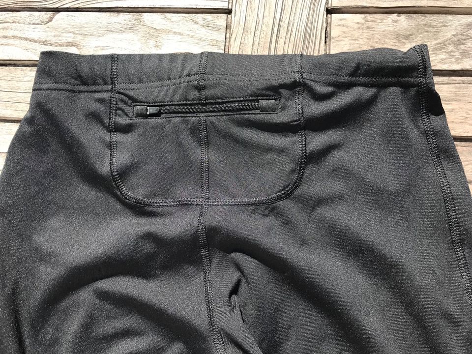 Runner‘s Point Kurztight Herren Gr. S schwarz 2 Stk. für 15€ neu in Gladbeck