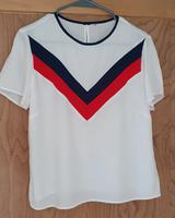 Bluse boxy kurzarm blau weiß rot Gr. S von Stradivarius Dresden - Coschütz/Gittersee Vorschau