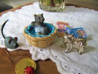 Puppenhaus Miniaturen: süßes Set Kätzchen im Korb + Silberkatze M Bayern - Bad Wörishofen Vorschau