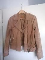 Lederjacke von Mango Gr M Cognac Braun Wildleder Niedersachsen - Seevetal Vorschau