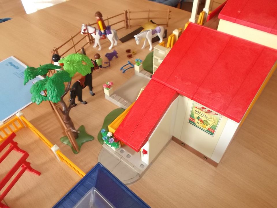 Playmobil moderner Reiterhof 4190 in Swisttal