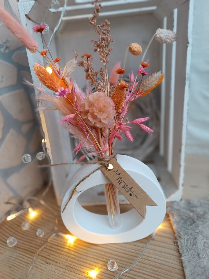 Vase Trockenblumen Geschenk Muttertag Handmade by Tante Deko in Lemgo