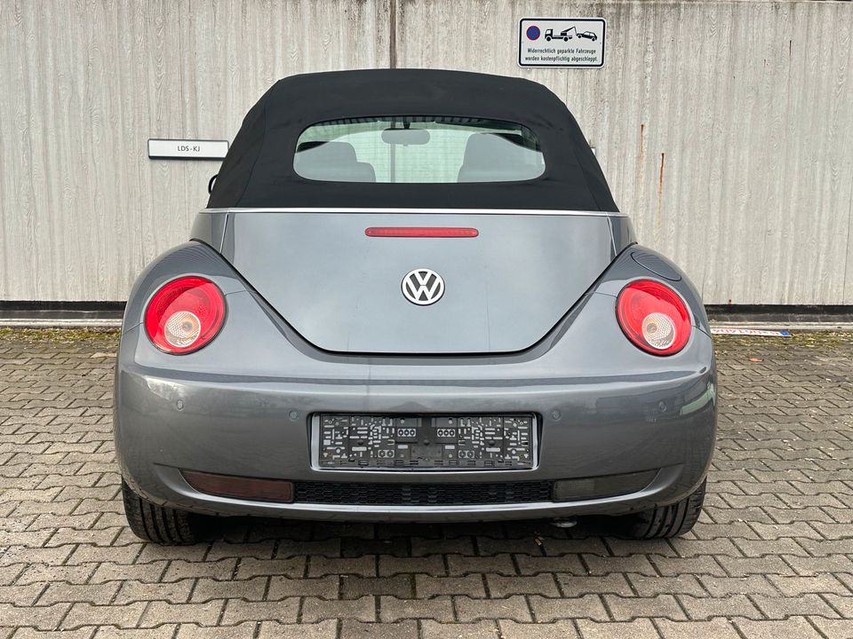 VW New Beetle Cabriolet 1.9 TDI*Leder*PDC*TÜV NEU in Berlin