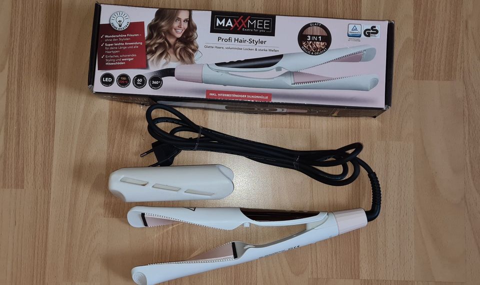 Profi Hair-Styler Lockenwickler MAXX MEE *NEU* Glatte Haare, volu in Berlin