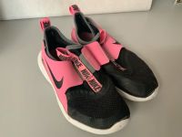 NIKE Sommer Sneaker zum reinschlüpfen Gr. 31 pink/schwarz Schleswig-Holstein - Leezen Vorschau