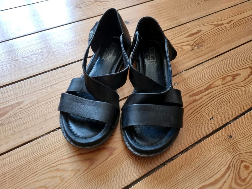 Sandalen Pikolinos, Größe 40, schwarz in Rostock