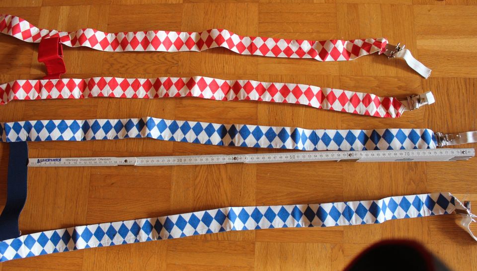 *Fasching, Karneval, Hosenträger rot-weiß, blau-weiss, je 3 Euro in Elsenfeld