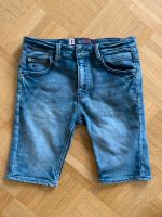 Blue Rebelle Shorts kurze Hose Jeans Gr 10/ 140 Baden-Württemberg - Konstanz Vorschau