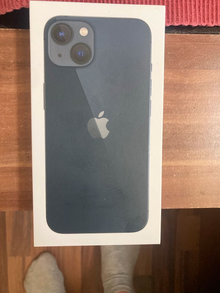 iPhone 13 128gb in Bremerhaven