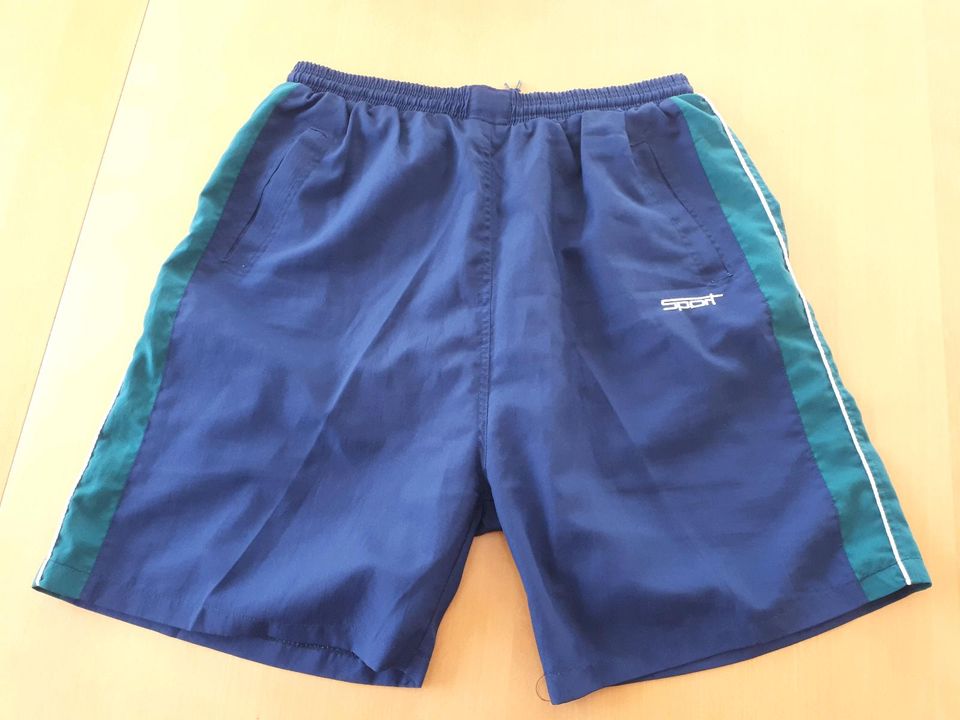 Sporthose, dunkelblau grün, Gr. XL, kurze Hose in Bornheim