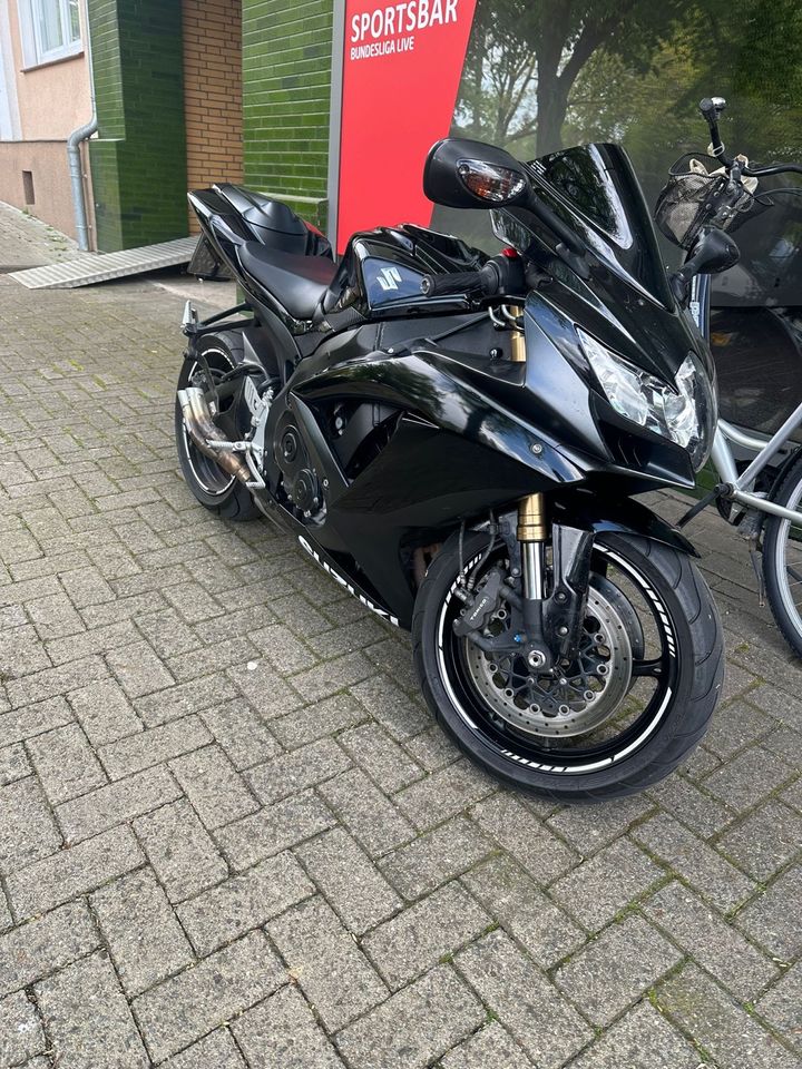 Suzuki Gsx r600 in Lübbecke 