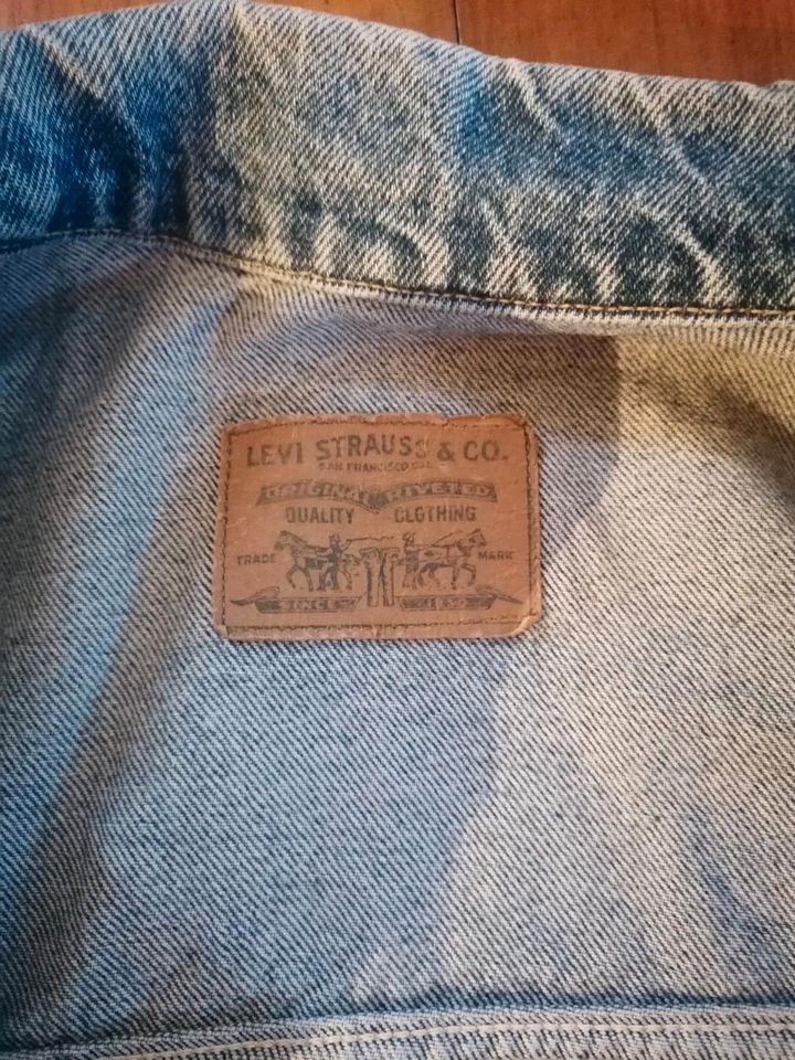 Jeansjacke Levis Made in USA in Gifhorn